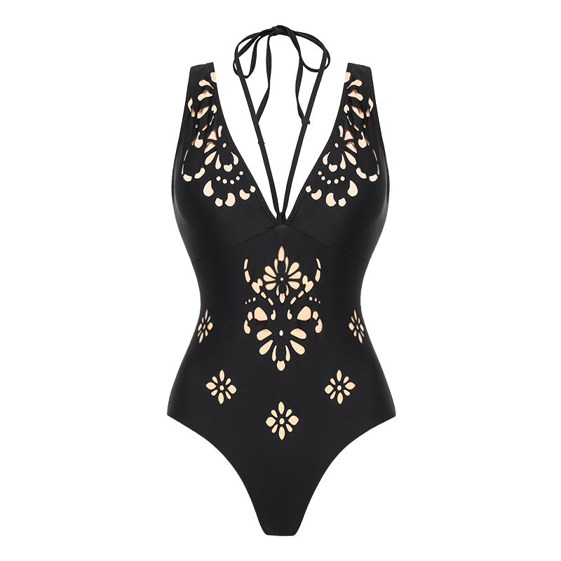 Dame heldragt badedragt med kunstnerisk cut-out design Skovae