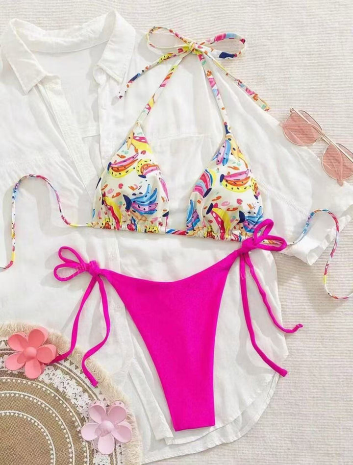 Dame bikini-sæt med farverigt frugtmønster og sidelæns knude Skovae