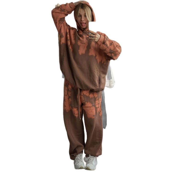 Ladies sporty hoodie and jogger set with unique tie-dye pattern Stilla