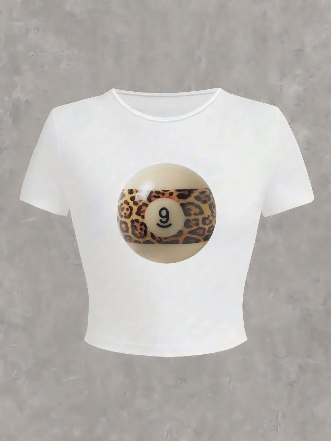 Dame crop top med blomstret grafisk print og tætsiddende pasform Skovae