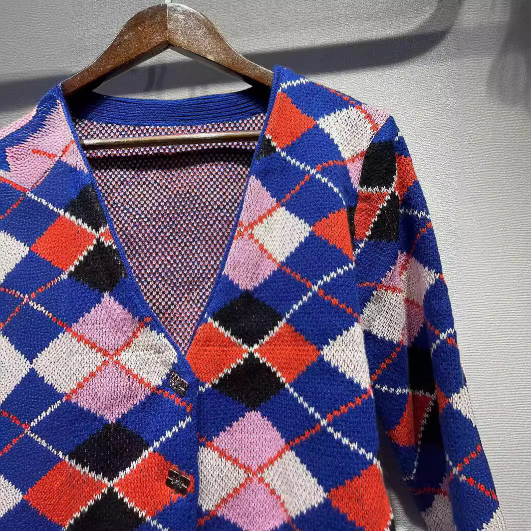 Damer Kort Strikjakke med diamantformede Mønstre og elegante Knapdetaljer Stilla