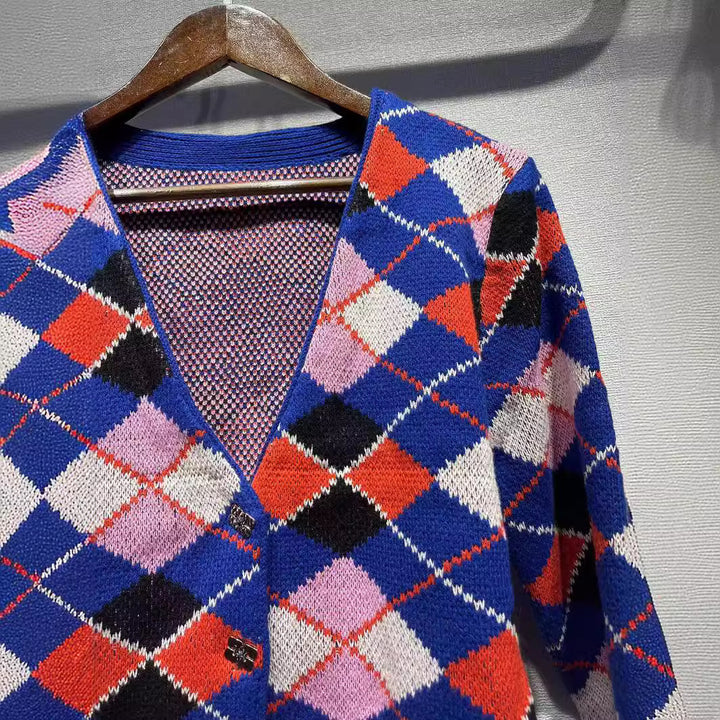 Damer Kort Strikjakke med diamantformede Mønstre og elegante Knapdetaljer Stilla