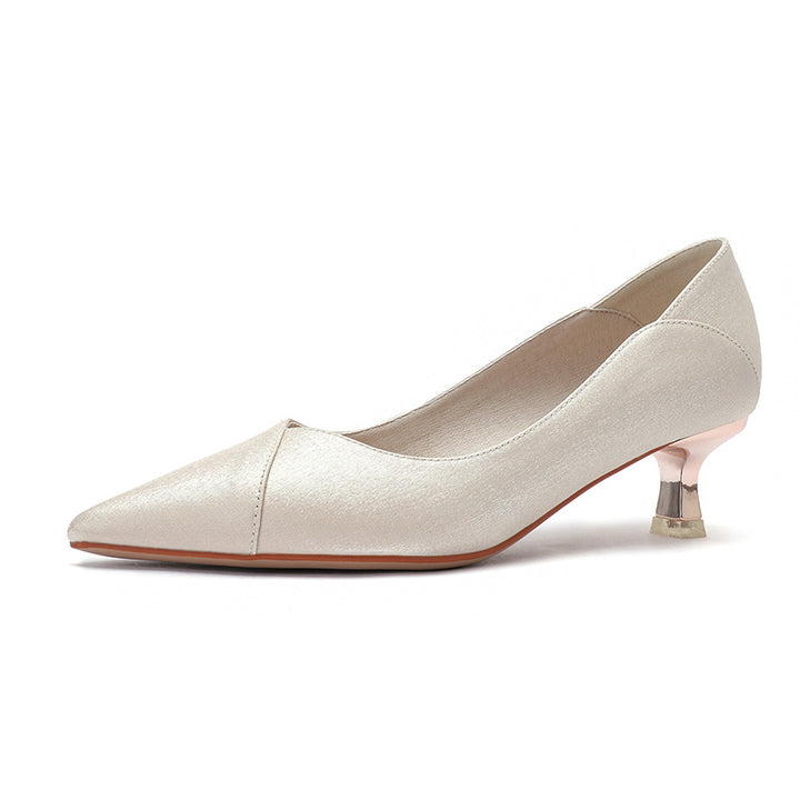 Dame Elegant Spidseskohæl Pump med Unik Metal Accent Stilla