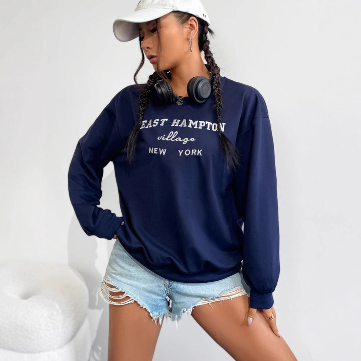Kvinders afslappede sweatshirt med kreativ tekst og behagelig pasform Stilla