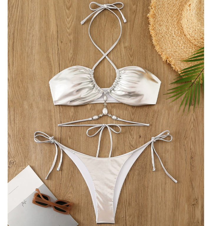 Dame Triangle-Bikini med skinnende accenter og raffineret bindedetalje Stilla