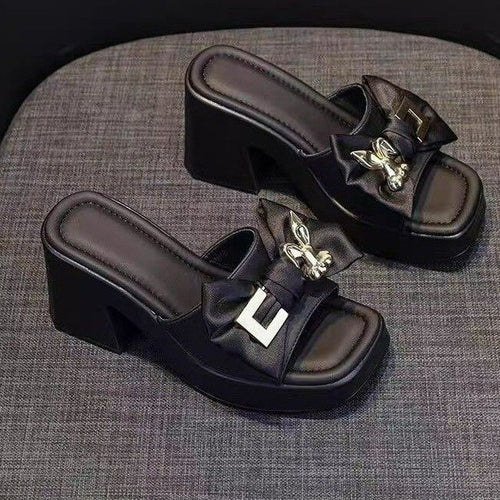 Dame elegante mules med dekorativt sløjfedetalje og stabil platform Stilla
