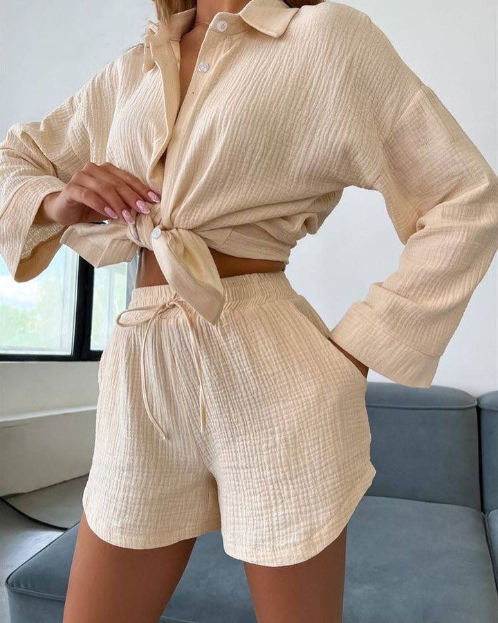 Stilla | Fashionable Langærmet Bluse og Dragt Til Kvinder