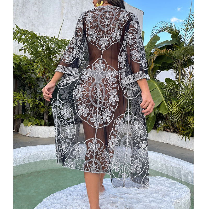 Dame Hæklet Strandkimono med florale accenter og elegante frynser Stilla