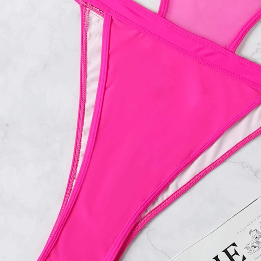 Dame one-piece badedragt med mode cut-out og lange ærmer Skovae