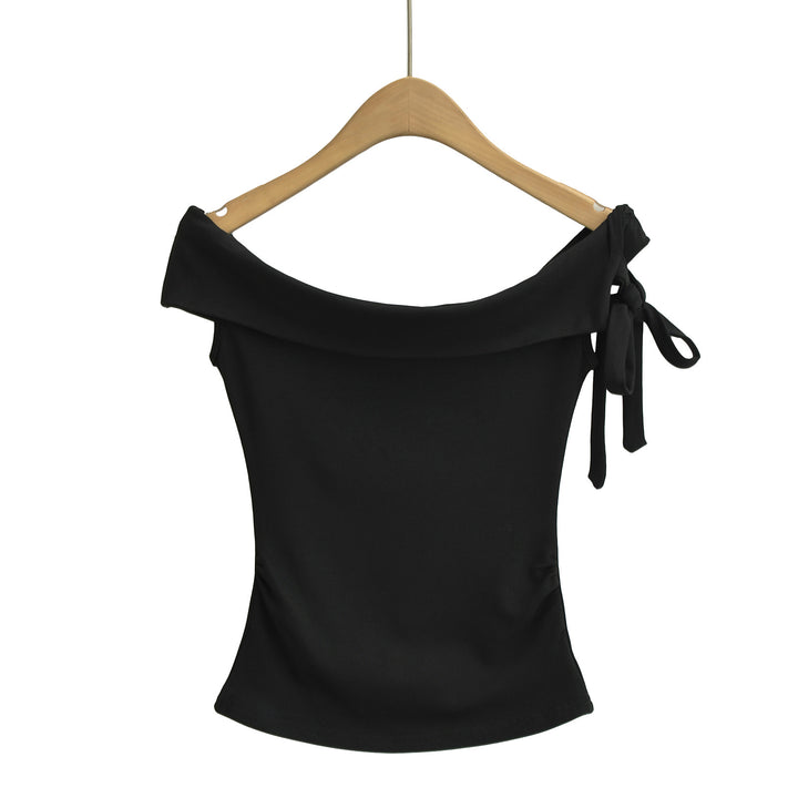 Dame Off-Shoulder Top med elegant omslagdesign og komfortabelt materiale Stilla