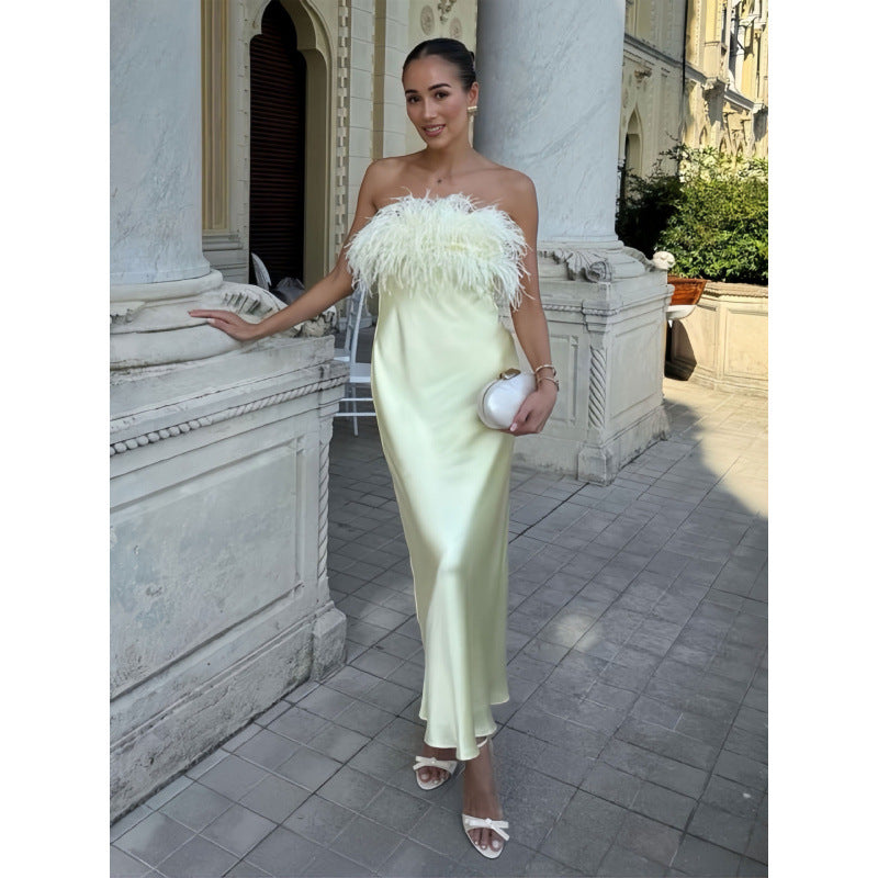 Damen Satin Abendkleid mit Federn Skovae