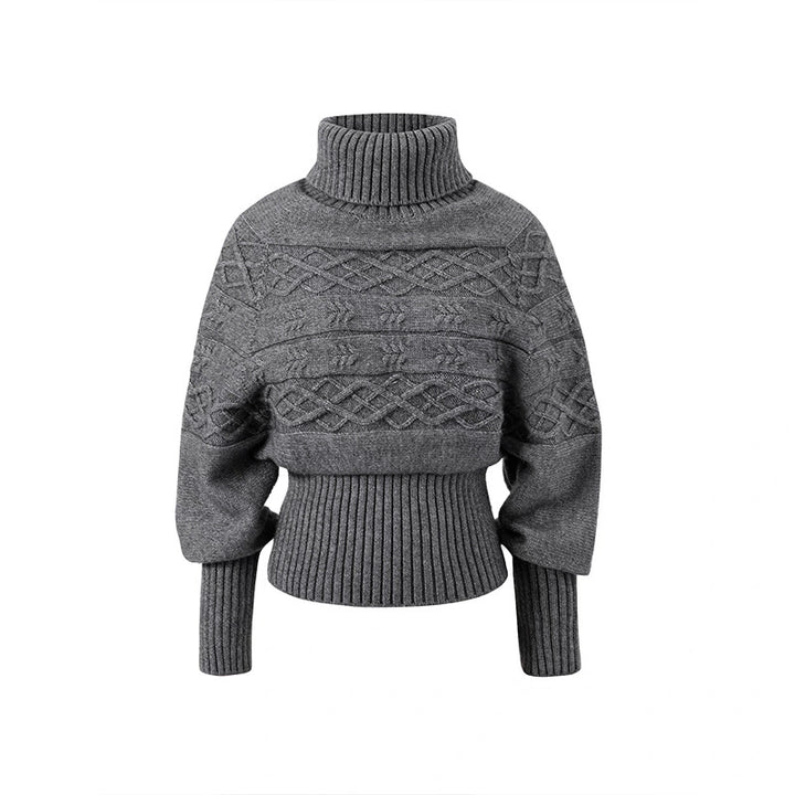 Kvinders chunky strik sweater med høj krave og dekorativ kabelmønster Stilla
