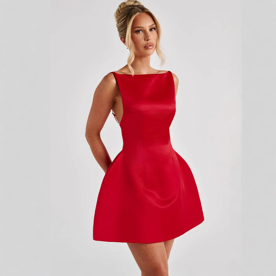 Damer cocktailkjole med elegant A-linje snit og glamourøst taljedesign