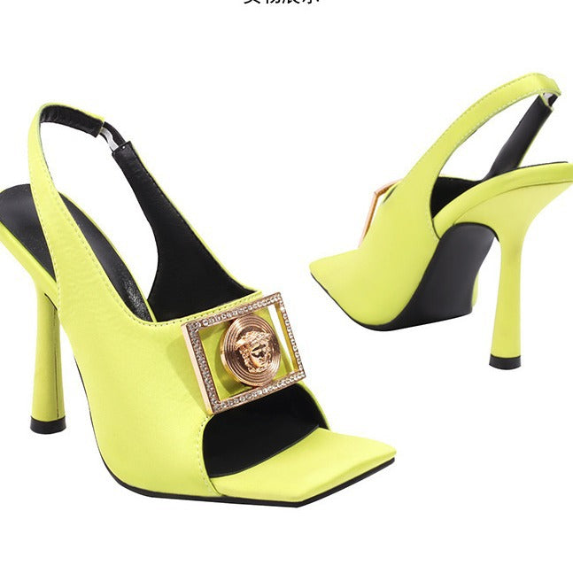 Dame Open-Toe Slingback Hælesandaler med dekorativt Statement-design Stilla