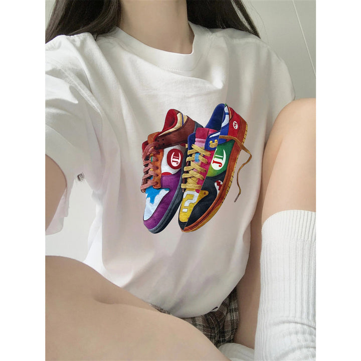 Dame T-shirt med kreativt sneaker-motiv Stilla