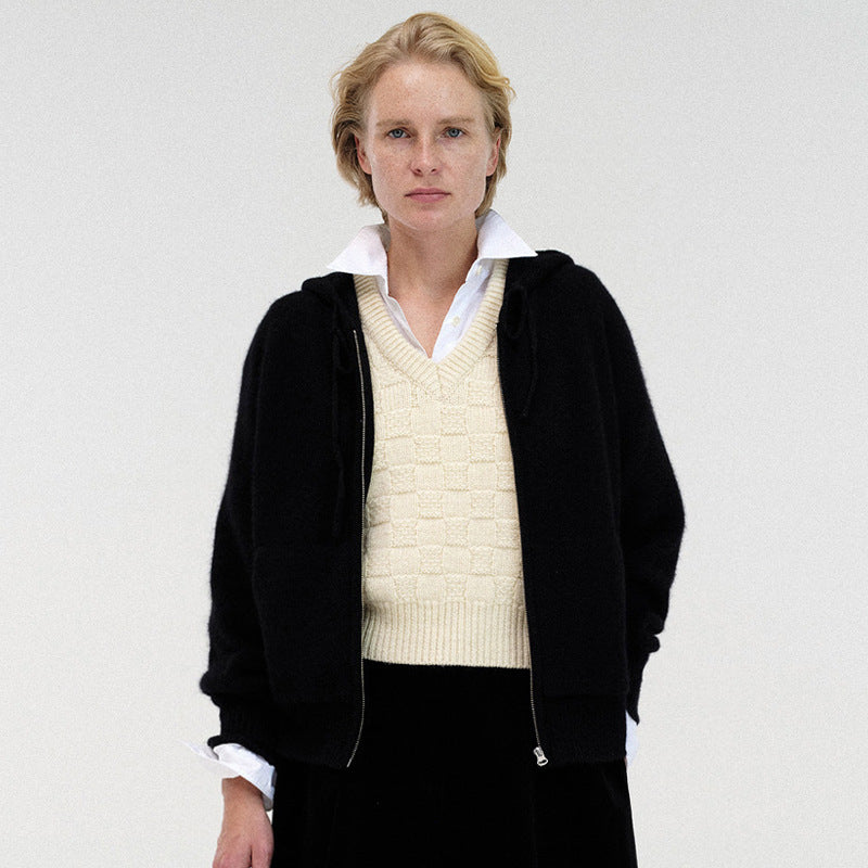 Dame afslappet zip-hoodie i blød uldblanding med praktiske lommer og elastiske manchetter Stilla