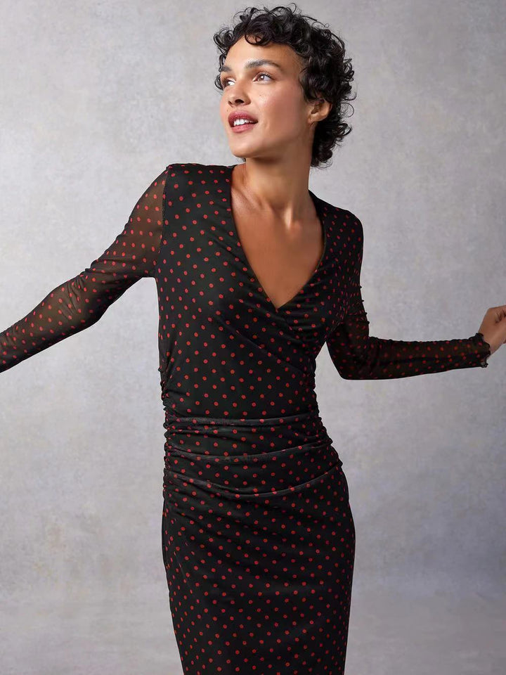 Dame wrap kjole med gennemsigtige ærmer og elegant drapering Stilla
