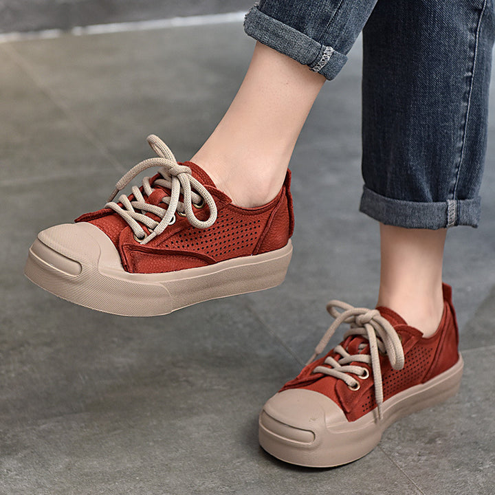 Dame mode Sneakers i afslappet design med perforeret overflade og komfortabel sål Stilla