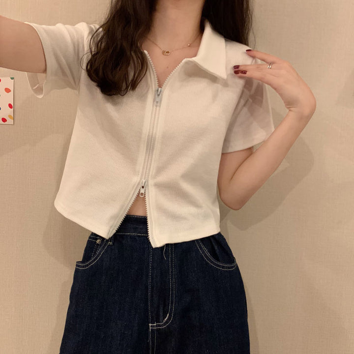 Kvinder Cropped Polo Shirt med Lynlås og Tekstur Finish Skovae