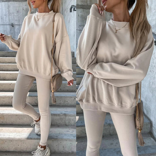 Kvinders sporty fritidssæt med afslappet oversized sweatshirt og tætsiddende leggings Skovae