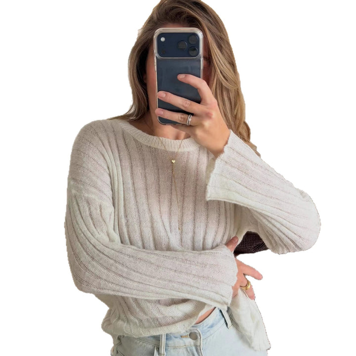 Kvindernes afslappede sweater med ribbet tekstur og frynset ærmer Stilla