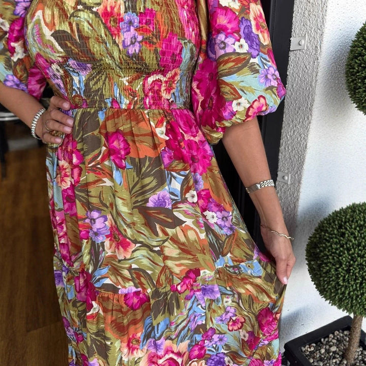 Dame maxikjole med voluminøse puffærmer og floral design Stilla