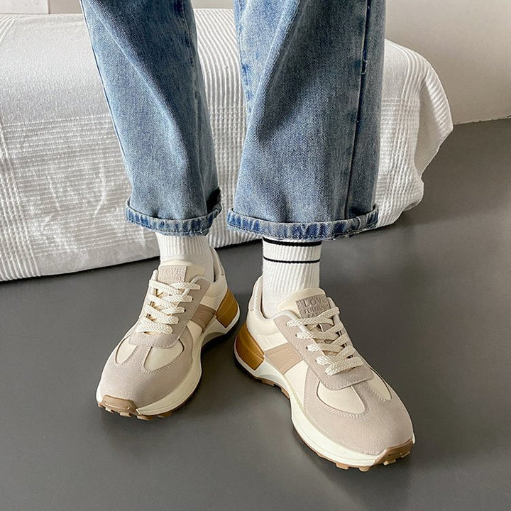 Dame Sporty Sneakers med innovativt dæmpningssystem og robust overmateriale Stilla