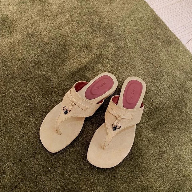 Dame Zehentrenner-sandaler med komfortabelt fodseng og elegant design Stilla