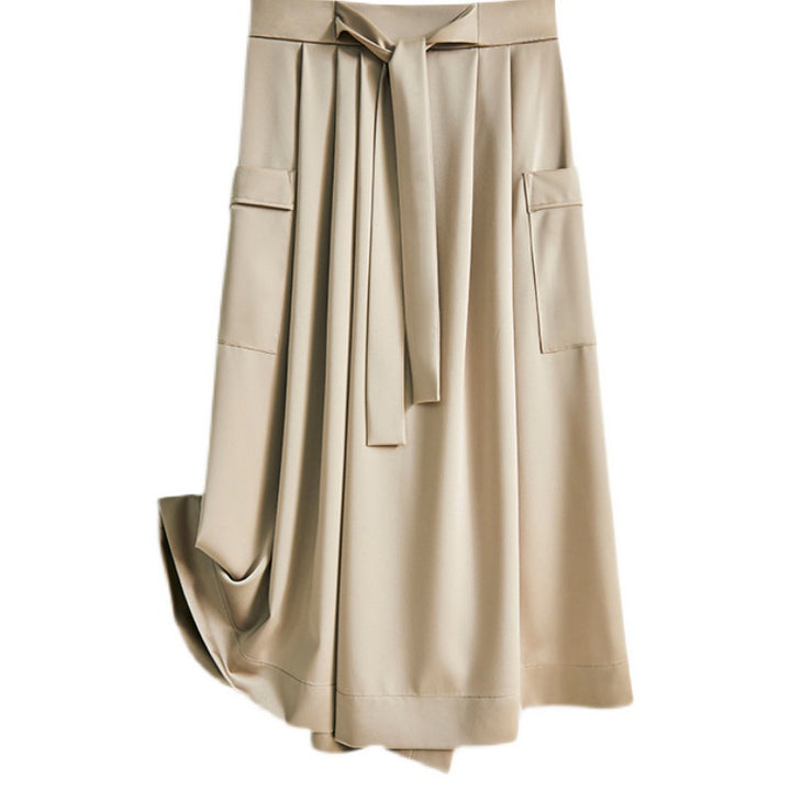 Dame elegante Satin-Culottes med bindebånd i taljen og modige sidelommer Stilla