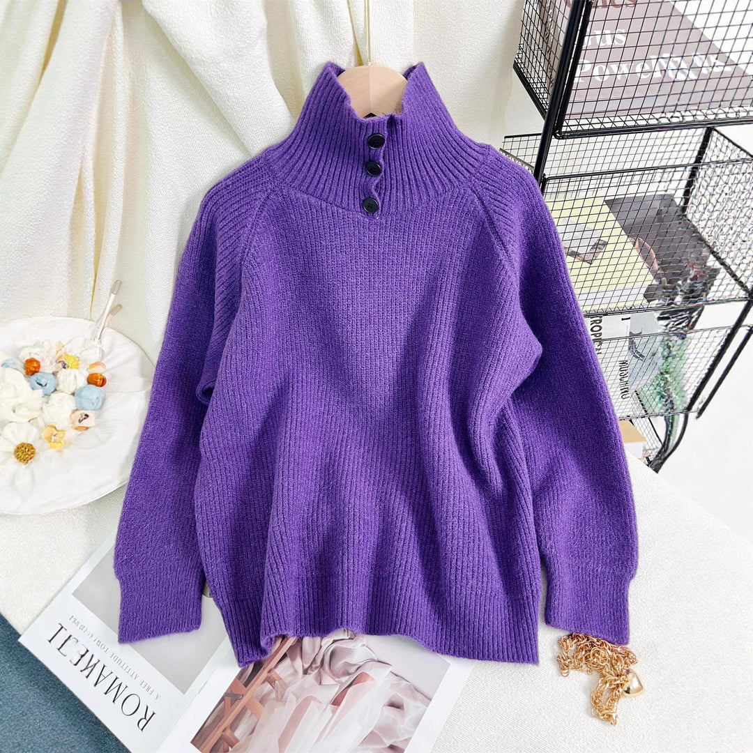 Kvinders varme højhalset sweater lavet af blødt strikket stof Stilla