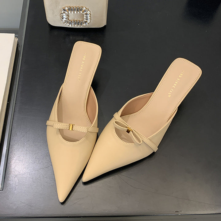 Dame Slingback Pumps med elegant spids design og fashionabel dekorativ rem Stilla