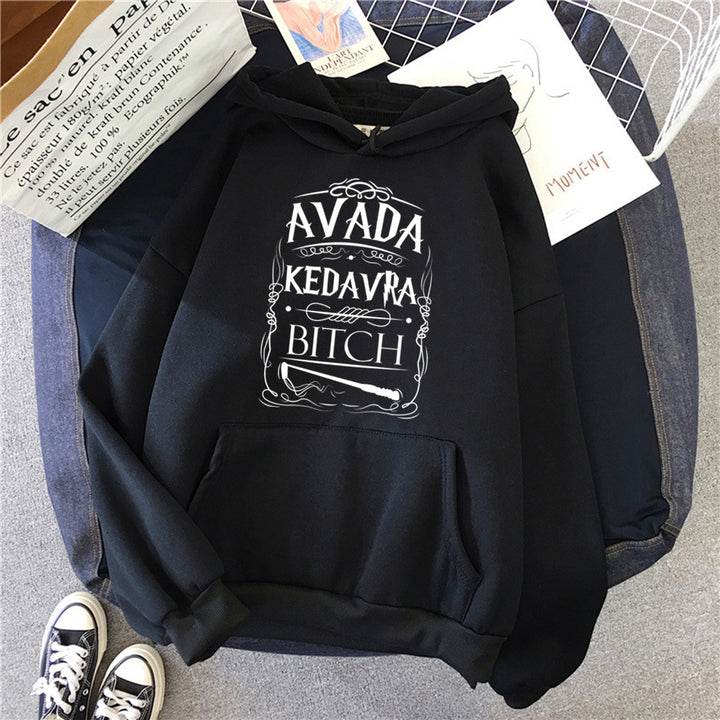 Dame hoodie med kreativt grafisk design Skovae