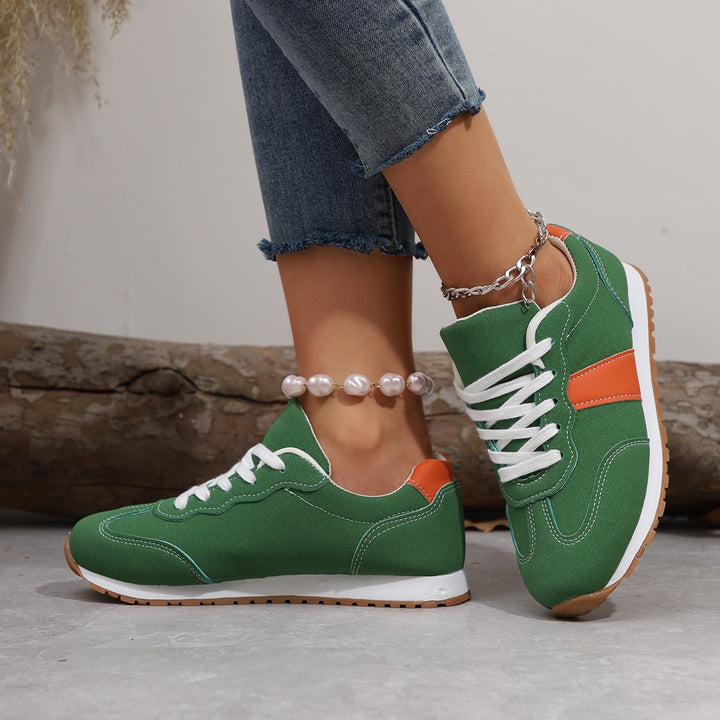 Dame Sporty Sneakers i moderne design med åndbart overmateriale Stilla