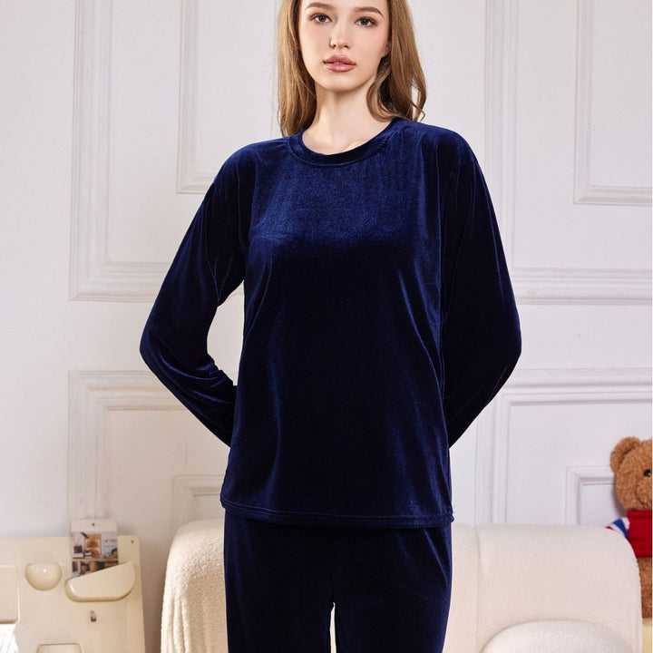 Dame luksus-satin pyjamas med elegant snit Stilla