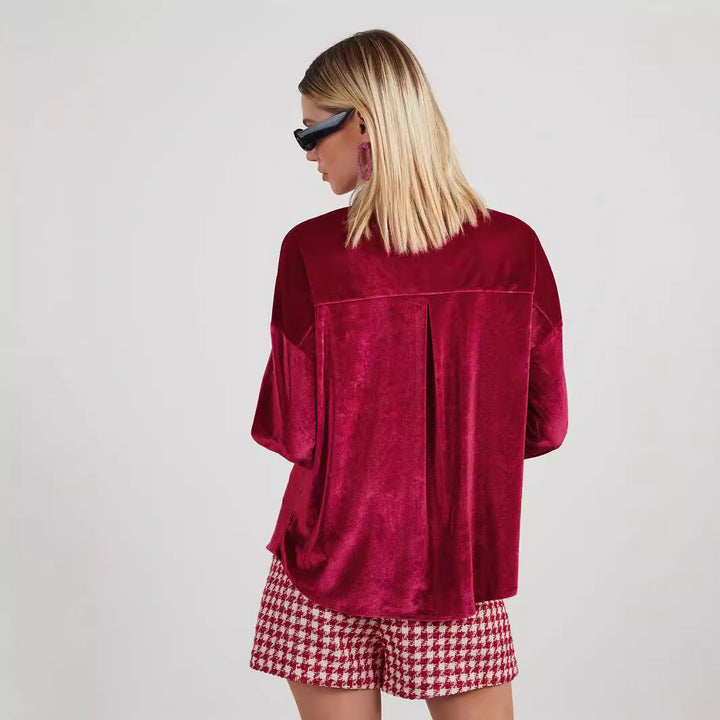 Dame elegant veloursbluse med klassiske lommer og fashionable detaljer Stilla