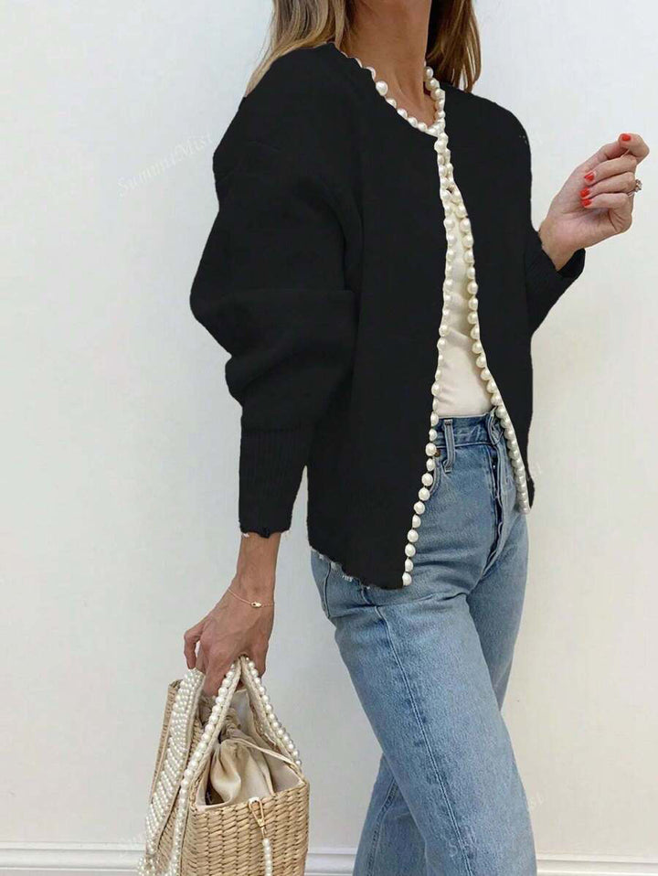 Kvinders elegante cardigan med perleprydede knapdetaljer og moderne snit Stilla