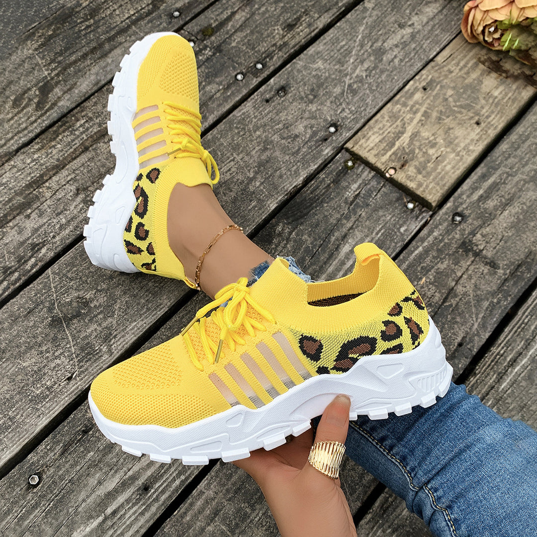 Dame Sporty Sneakers med åndbart strikket overflade og fleksibelt såleprofil Stilla