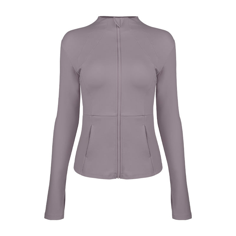 Dame sporty funktionel jakke med elegant snit og praktiske lynlåslommer Stilla