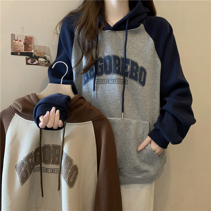 Dame Casual Oversized Grafisk Hoodie med Kontrastærmer Stilla