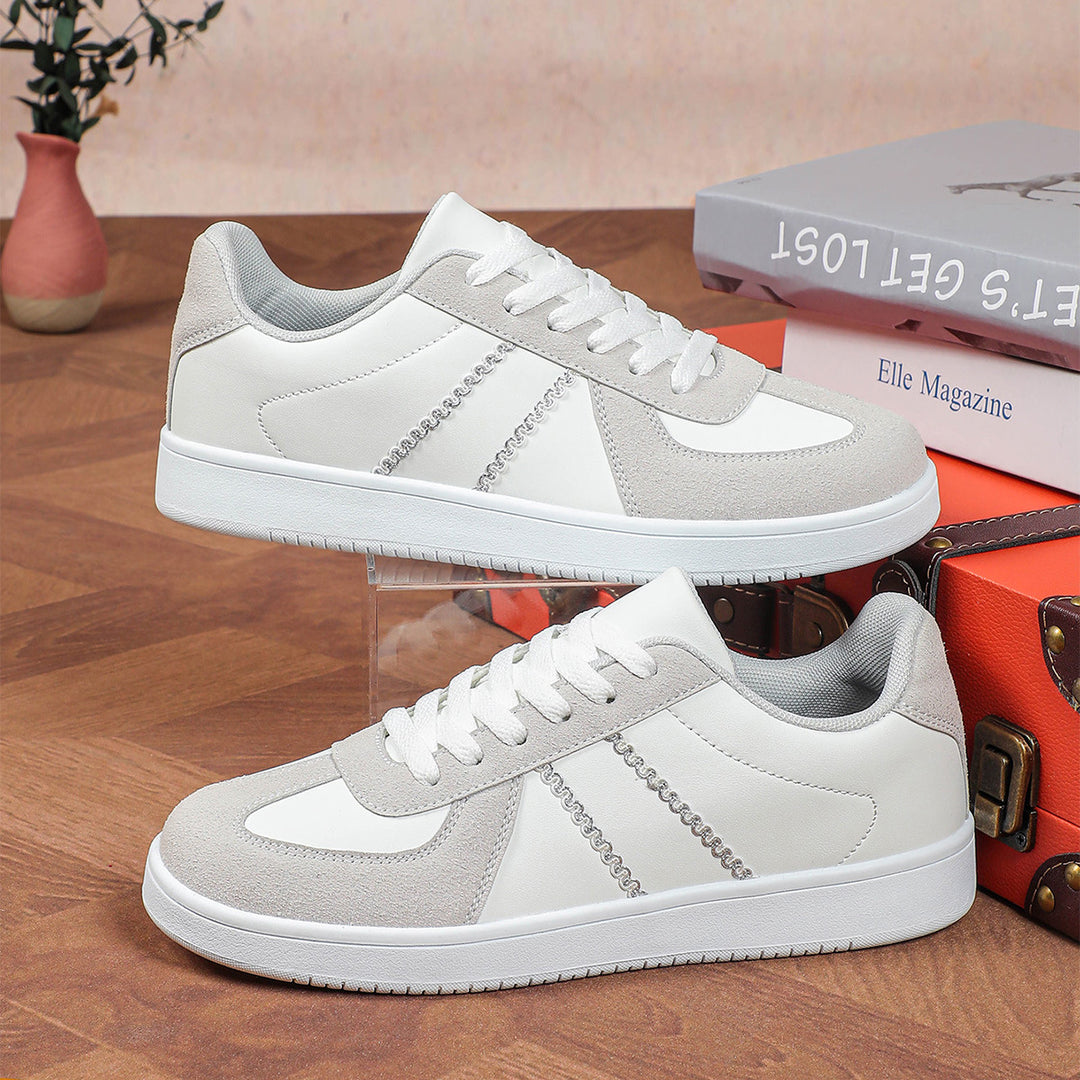 Dame komfortable livsstil sneakers med detaljeret overfladestruktur Stilla