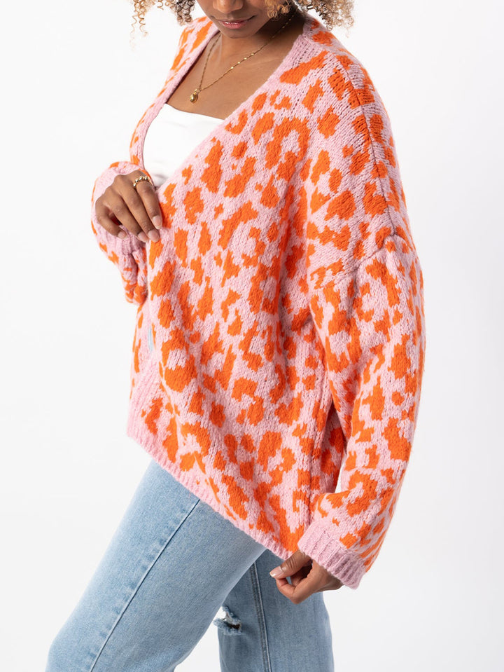Kvinder Oversized Cardigan med Trendy Leopardprint og Voluminøse Ærmer Stilla