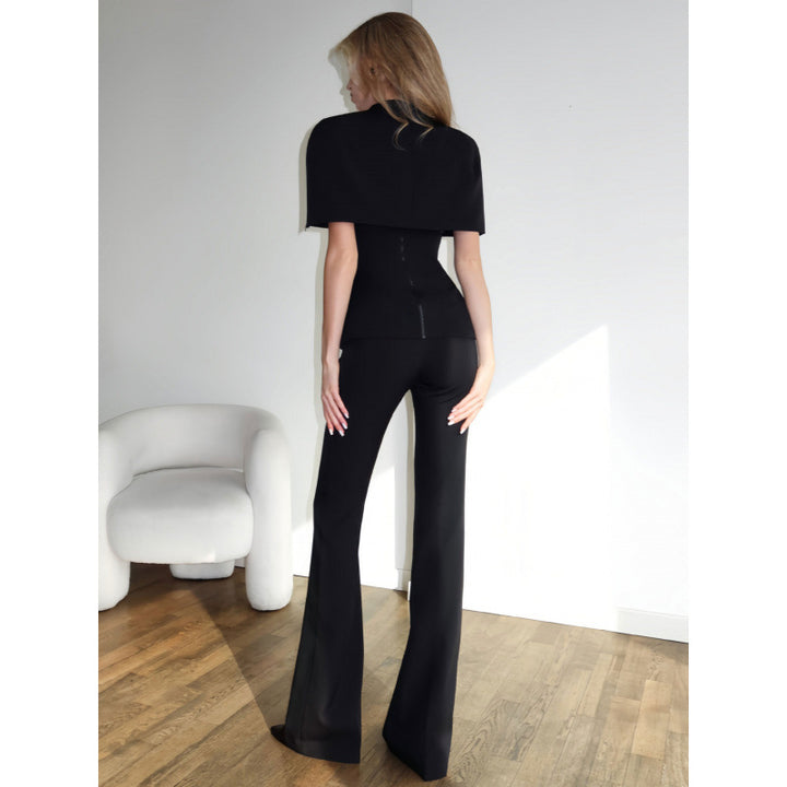 Dame Elegant top med asymmetrisk krave og figursyet snit Skovae