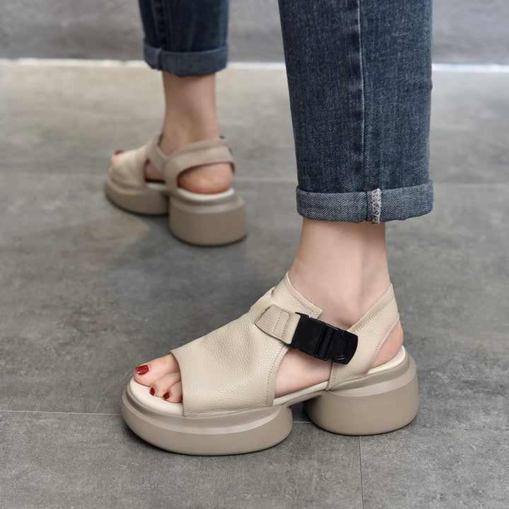 Dame komfortable sandaler med fleksibel remlukning og dæmpende sål Stilla