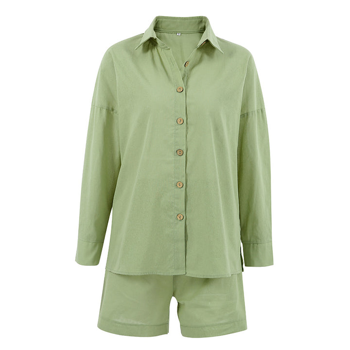 Dame afslappet shirt og shorts sæt med let stof og knapdetaljer Stilla