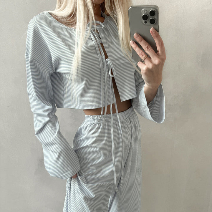 Dame fashion set med kort top og bred bukser Stilla