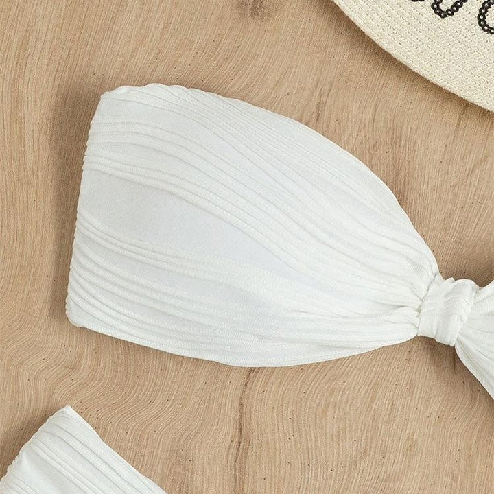 Dame Bandeau-bikini med dekorativt indpakningsdetalje Skovae