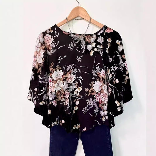 Damebluse i chiffon med blomsterprint Stilla