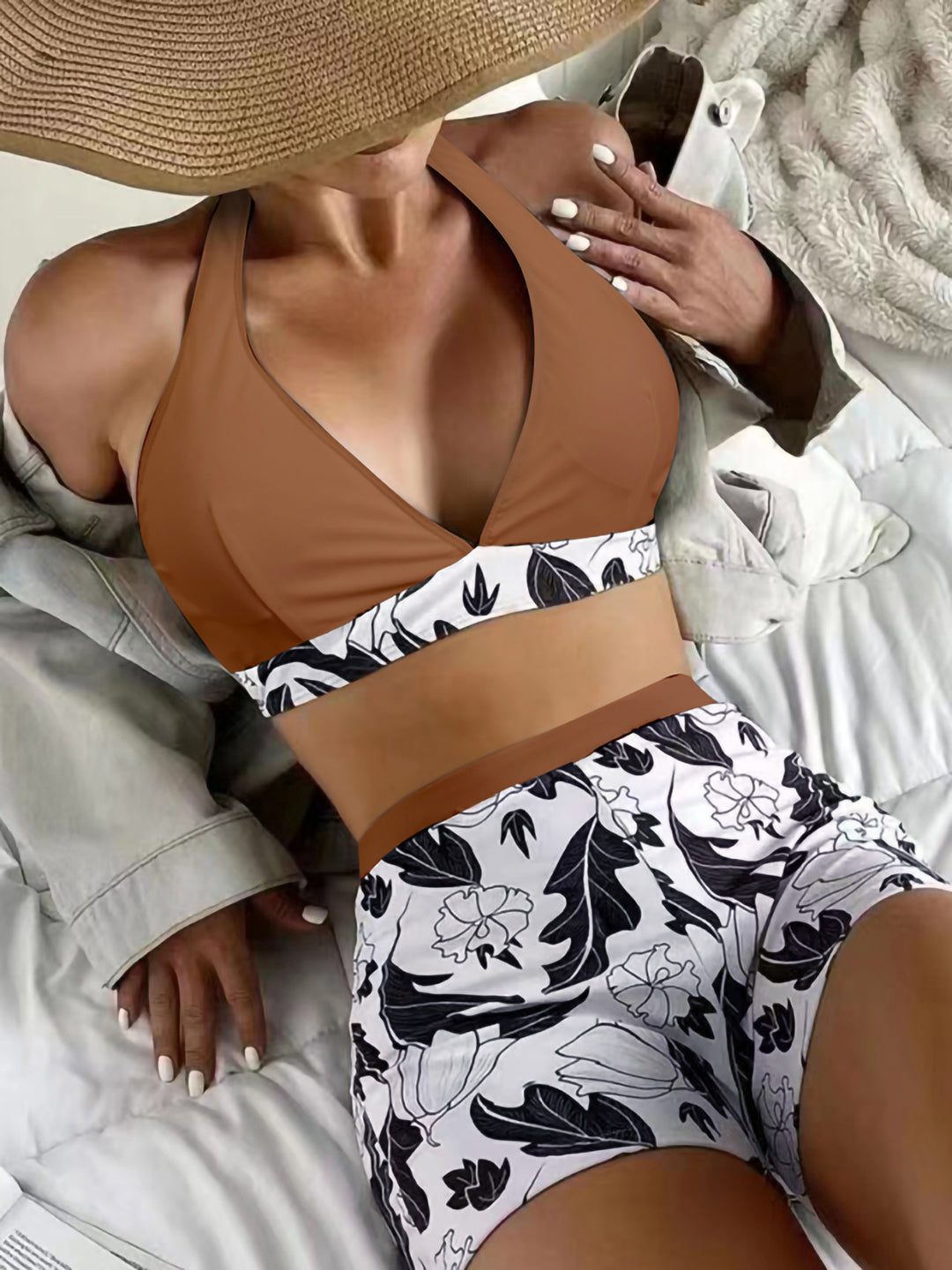 Dame bikinisæt med høj talje og blomstret design Stilla