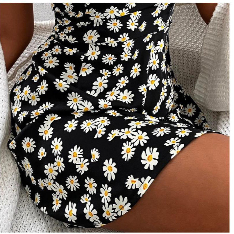 Dame Kortærmet Sommerkjole med Blomster Mønster og Finesser i Stropdetaljer Stilla