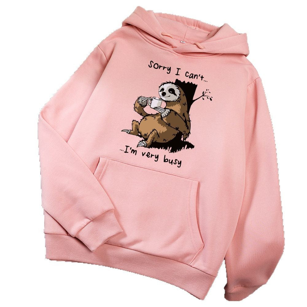 Dame hoodie med sødt dyremotiv og legesyg slogan Skovae
